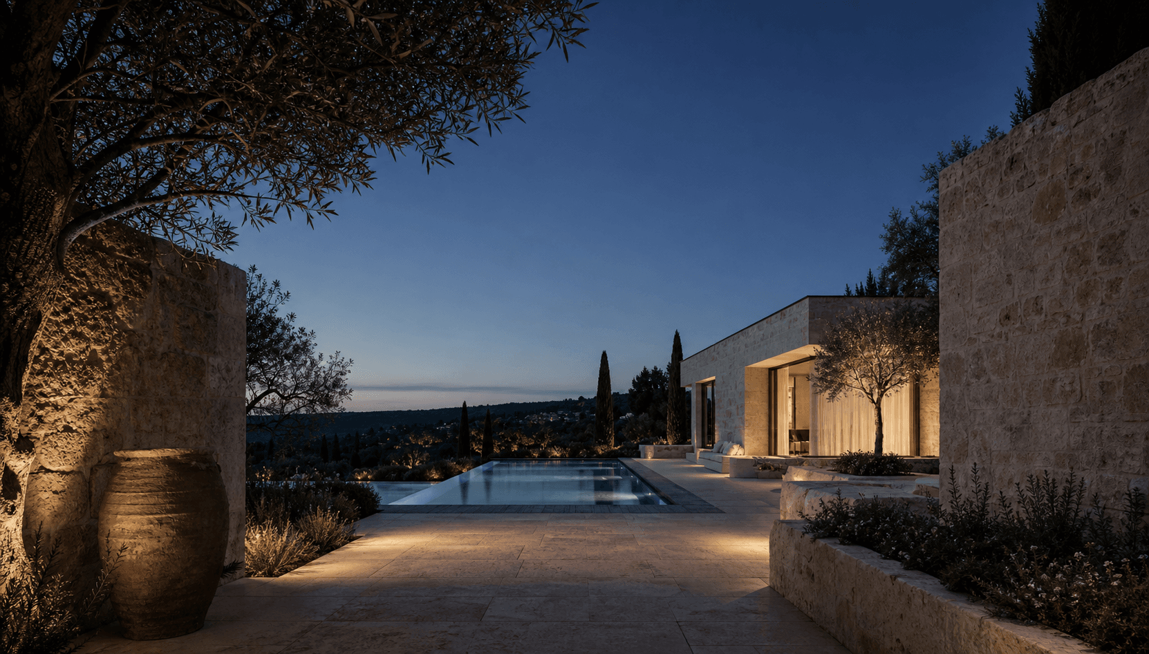 Villa méditerranéenne contemporaine à la tombée du jour
